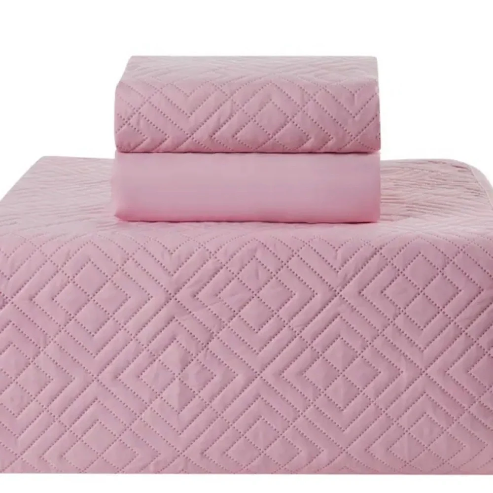 Toddler/ Crib Comforter-  3PC - Fitted Sheet, and Pillow Sham